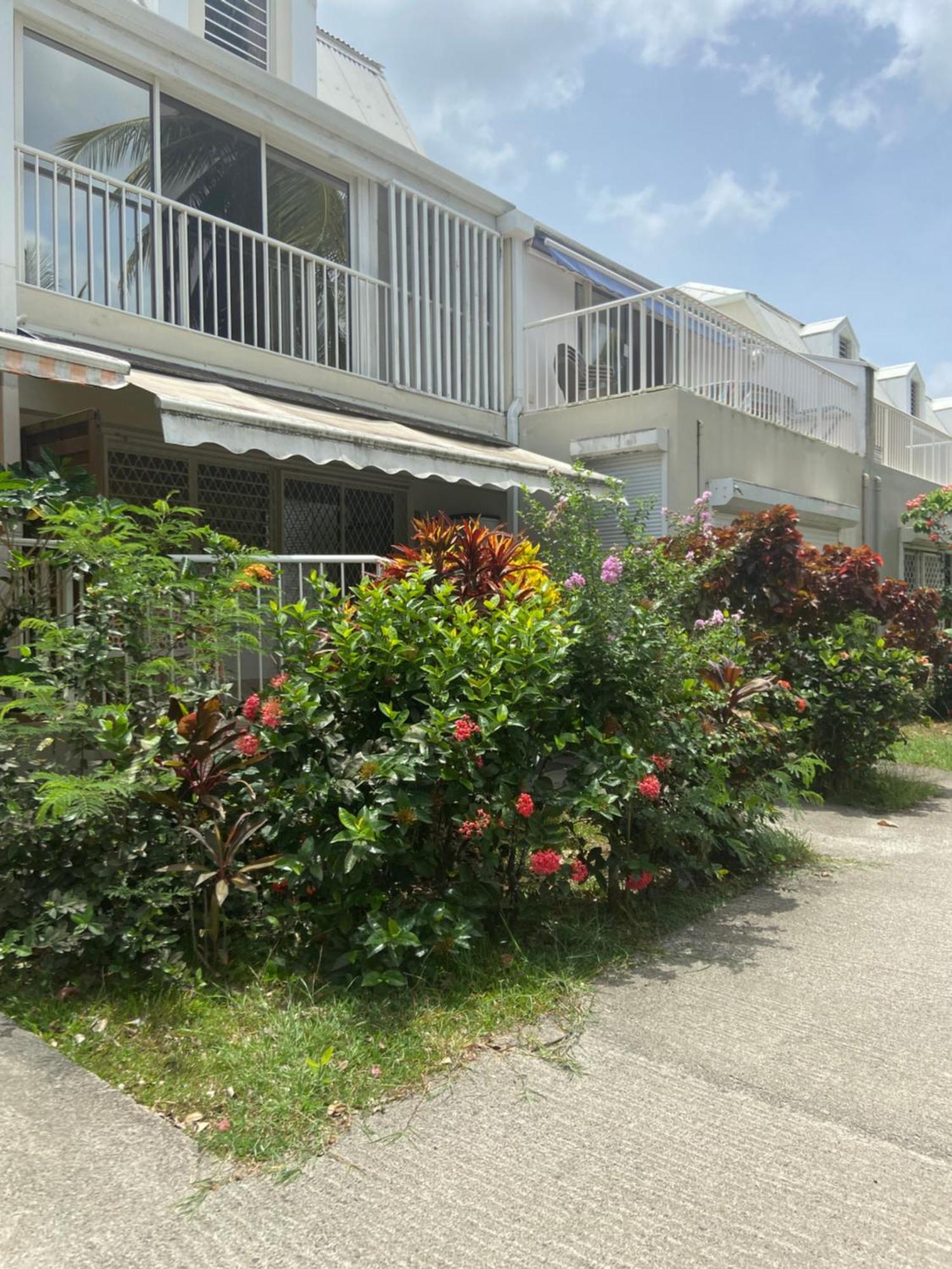 Le Calypso Bord De Mer Les Trois-Ilets Exterior photo
